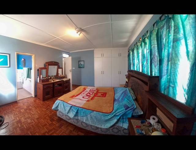 3 BEDROOM DUPLEX FOR SALE IN BLUFF